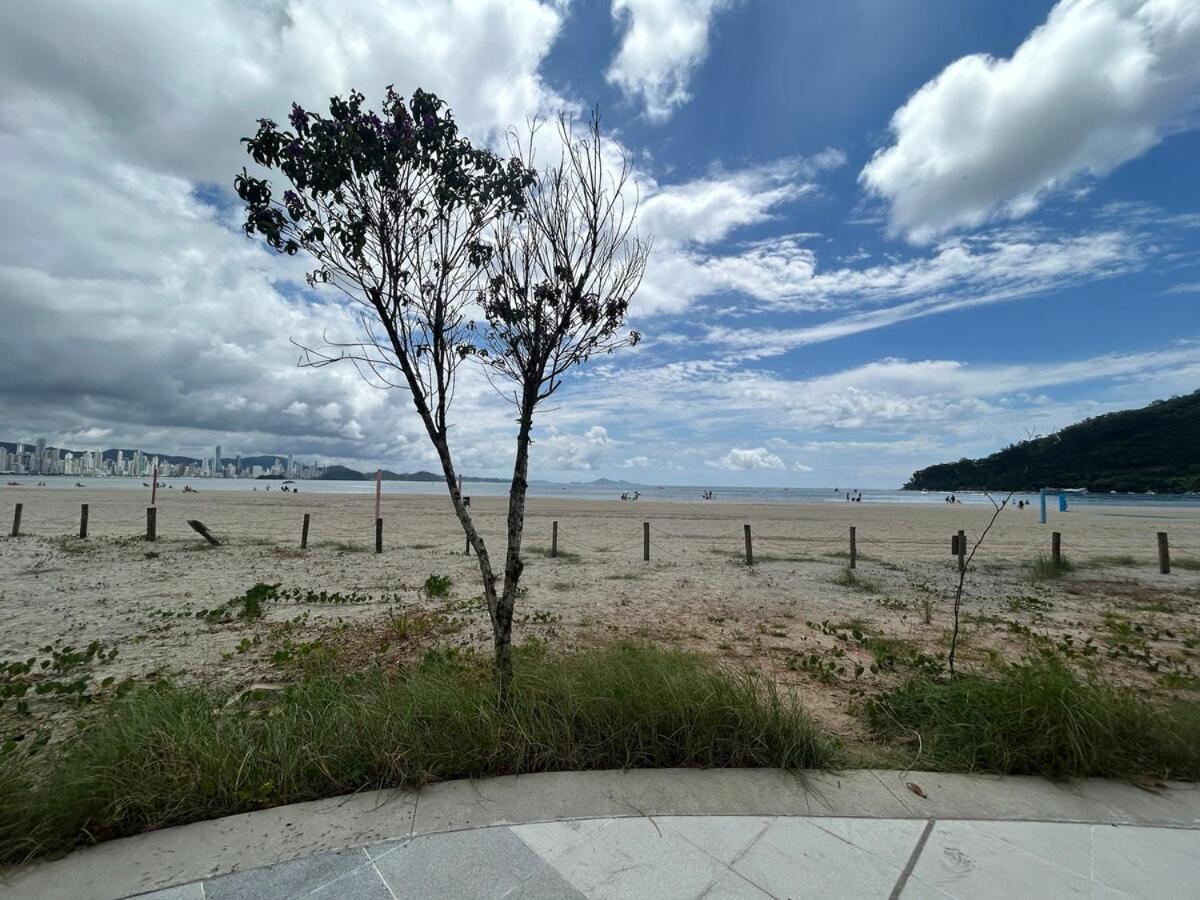 Localizacao Perfeita! Apartamento 3 Quartos A 30M Do Mar Na Barra Sul *