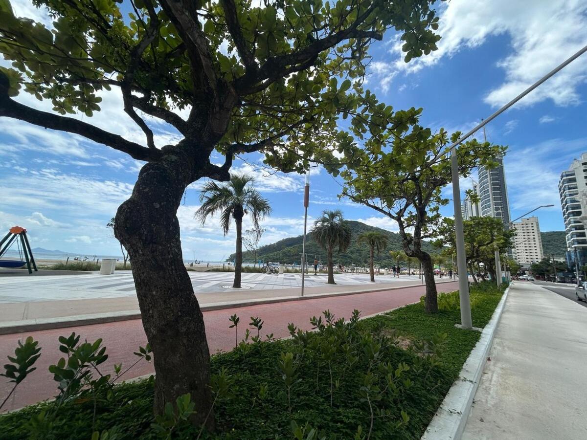 Localizacao Perfeita! Apartamento 3 Quartos A 30M Do Mar Na Barra Sul Apartamento
