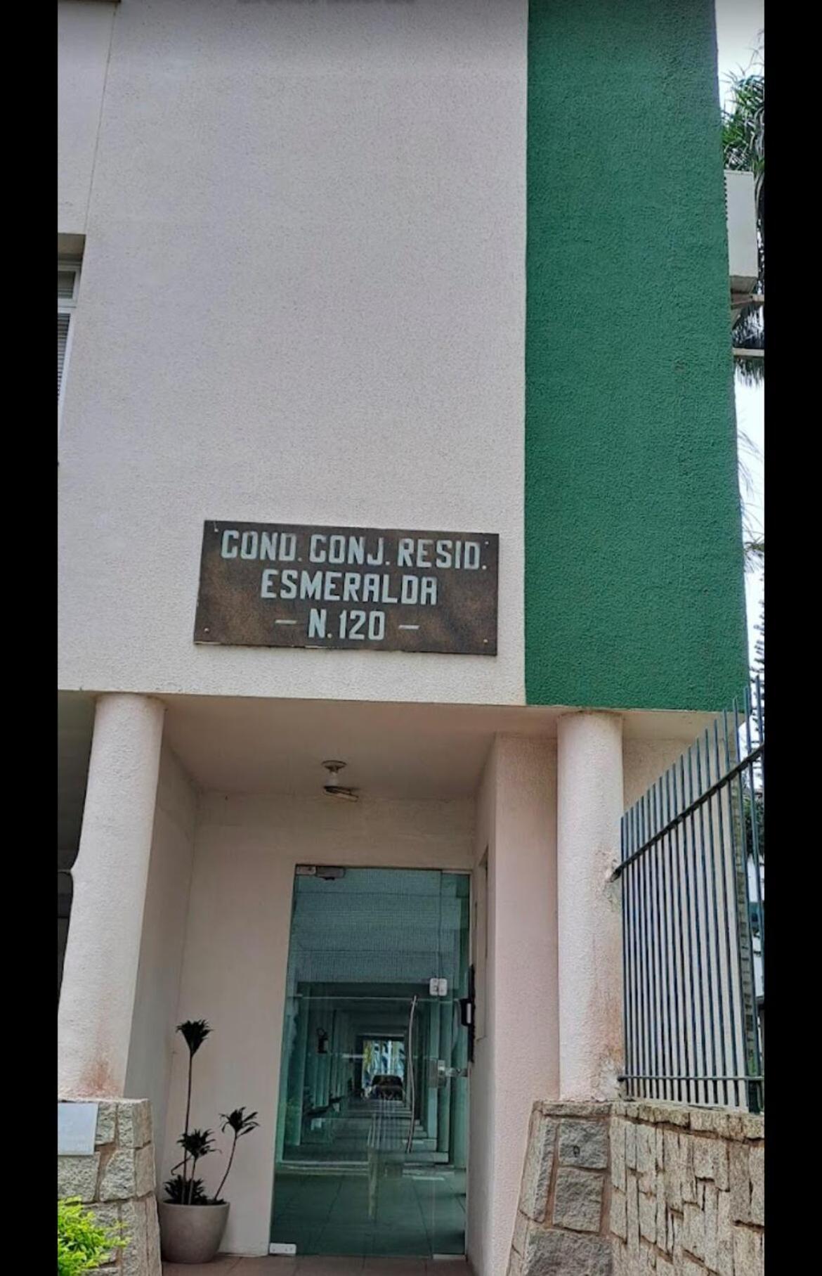 Localizacao Perfeita! Apartamento 3 Quartos A 30M Do Mar Na Barra Sul *